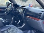 Toyota Land Cruiser Prado-5