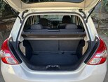 Nissan Tiida-5