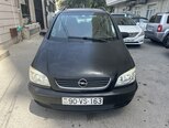 Opel Zafira-1