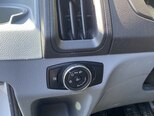 Ford Transit-16