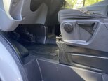 Ford Transit-12