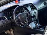 Hyundai Sonata-11