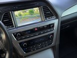 Hyundai Sonata-16