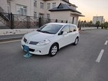 Nissan Tiida-3