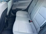 Hyundai Elantra-11