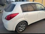 Nissan Tiida-4
