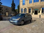 Toyota Prius-2
