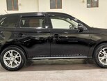 Mitsubishi Outlander-4