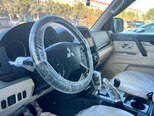 Mitsubishi Pajero-6