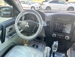 Mitsubishi Pajero-10