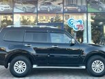 Mitsubishi Pajero-11