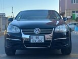Volkswagen Jetta-1
