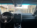 Volkswagen Jetta-8