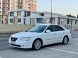 Hyundai Sonata-4