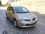 Nissan Tiida-12