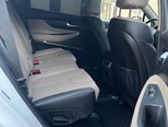 Hyundai Santa Fe-12