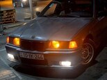BMW 320-2
