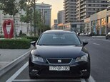SEAT Leon-1