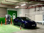 Tesla Model 3-8