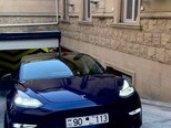 Tesla Model 3-6