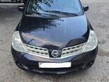 Nissan Tiida-1