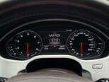 Audi A8-21