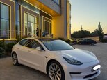 Tesla Model 3-2