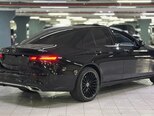 Mercedes E 300 de-4