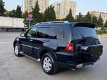 Mitsubishi Pajero-7