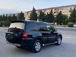 Mitsubishi Pajero-8