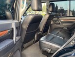 Mitsubishi Pajero-10