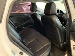 Hyundai Accent-12