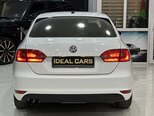 Volkswagen Jetta-9