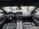 BMW 530e-13