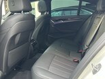BMW 530e-15