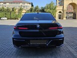 BMW i7-2