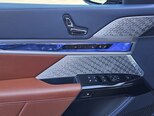 BMW i7-13