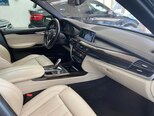 BMW X5-8