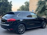 Porsche Cayenne-11