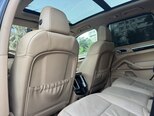 Porsche Cayenne-8