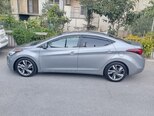Hyundai Elantra-3