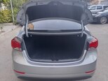 Hyundai Elantra-9