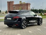Porsche Cayenne-5
