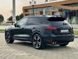 Porsche Cayenne-6