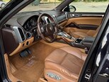 Porsche Cayenne-8