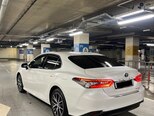 Toyota Camry-6