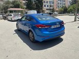 Hyundai Elantra-5