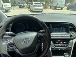Hyundai Elantra-9