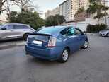 Toyota Prius-5