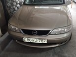 Opel Vectra-1